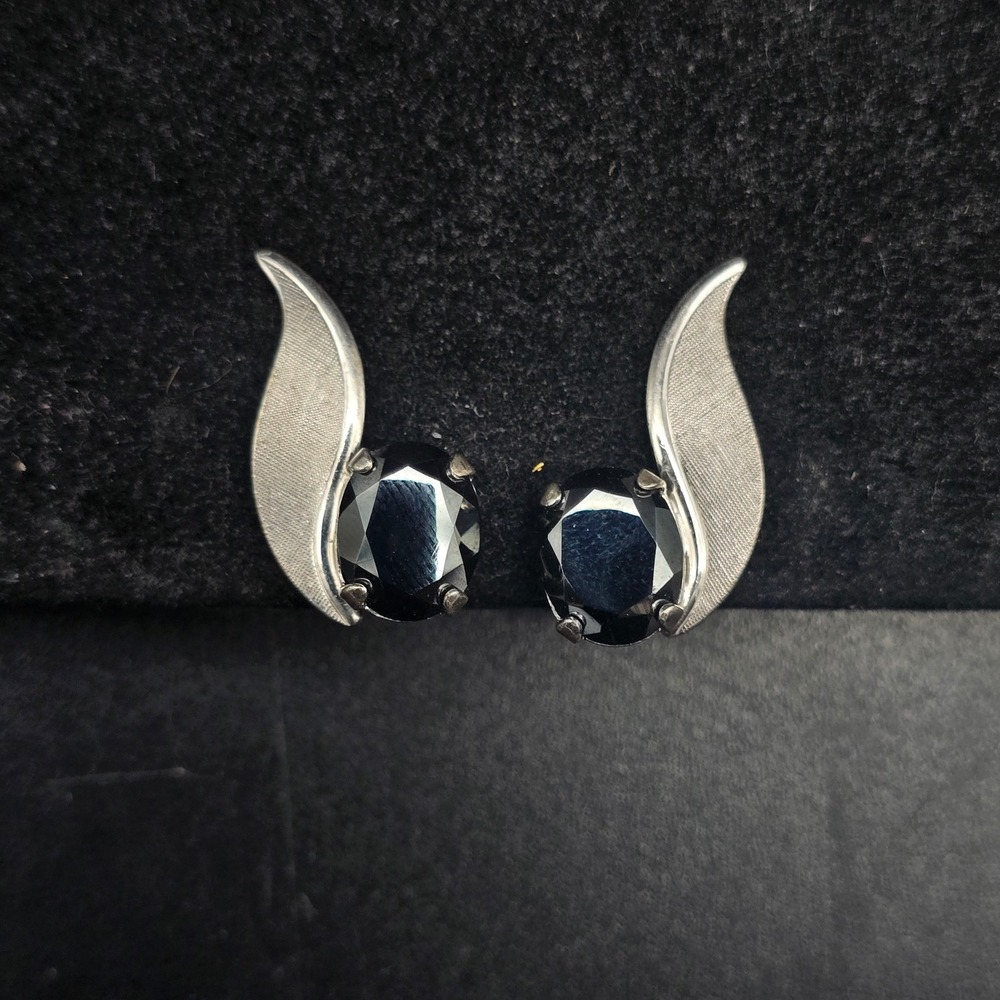 Van Dell Sterling Silver Screw Back Earrings Black Glass Vintage Jewelry